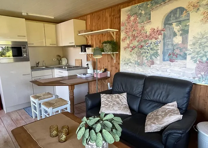 Uniek Tiny House Nabij De Kust In Mooie Polders Camping